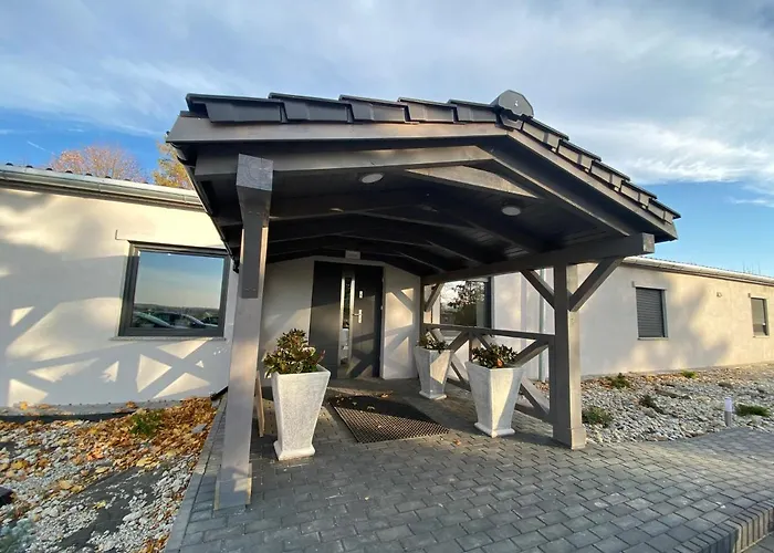 Nad Zalewem 10 Km Od Legnicy Гостевой дом 3*