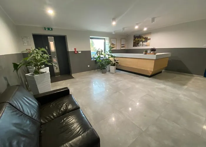 Гостевой дом Nad Zalewem 10 Km Od Legnicy Легница