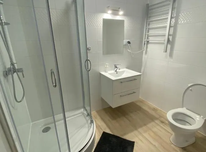 Nad Zalewem 10 Km Od Legnicy Гостевой дом 3*